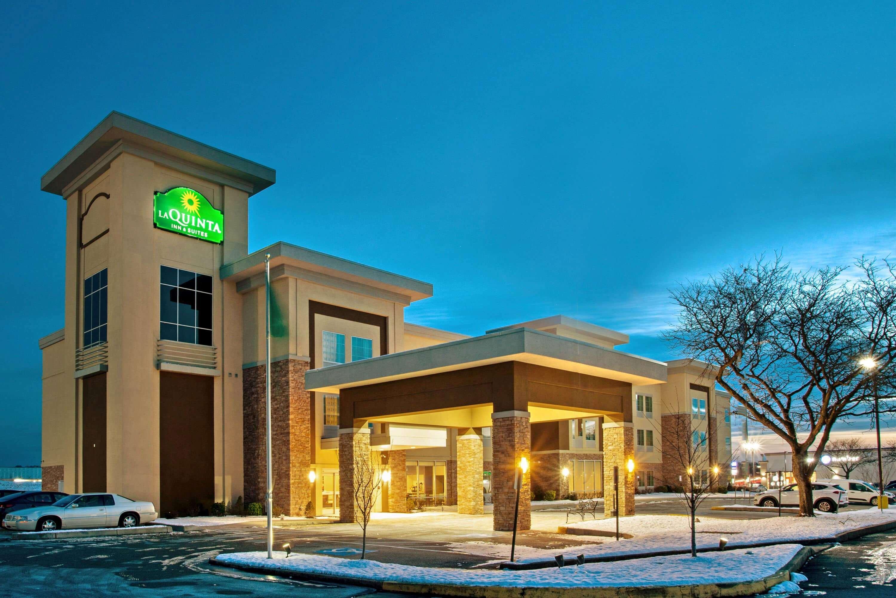 La Quinta By Wyndham York Hotel Exterior photo