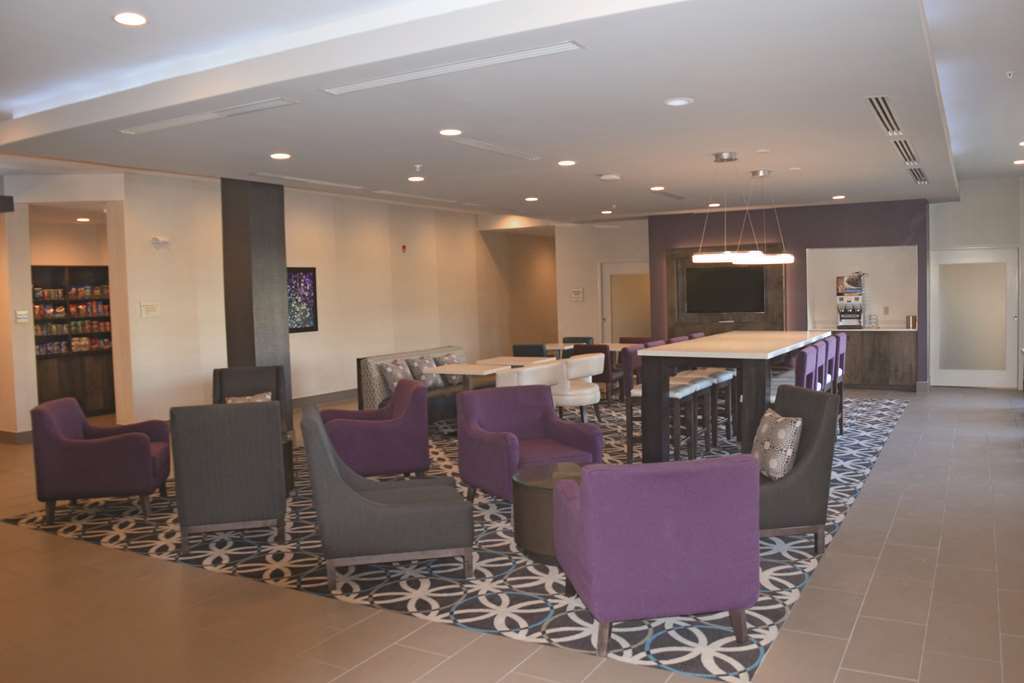 La Quinta By Wyndham York Hotel Facilities photo